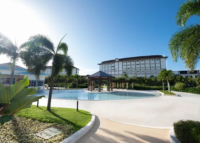The Sea Breeze Aparthotel *