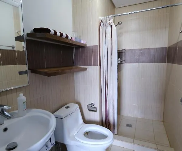 The Sea Breeze Aparthotel Lapu-Lapu City